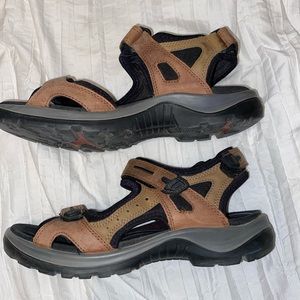 Ecco Brown Sandals